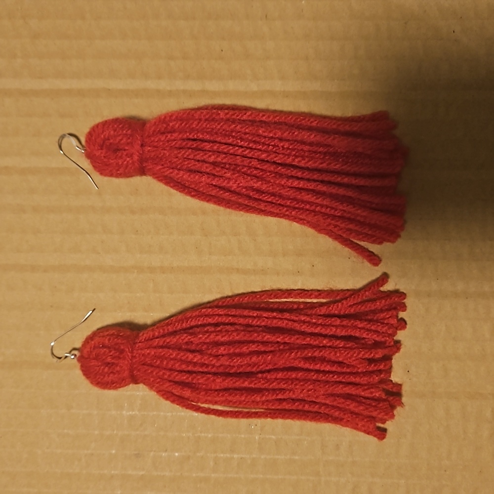 Earrings - Picture 2 of 3